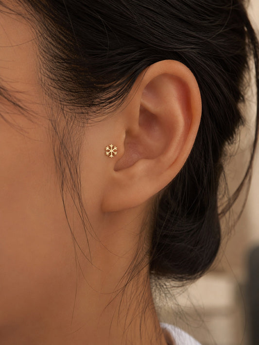 Kar Tanesi Tragus Küpe